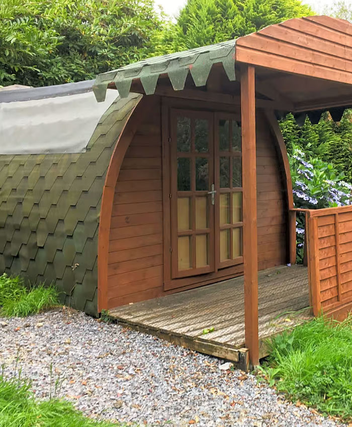 hobbit pod glamping dartmoor